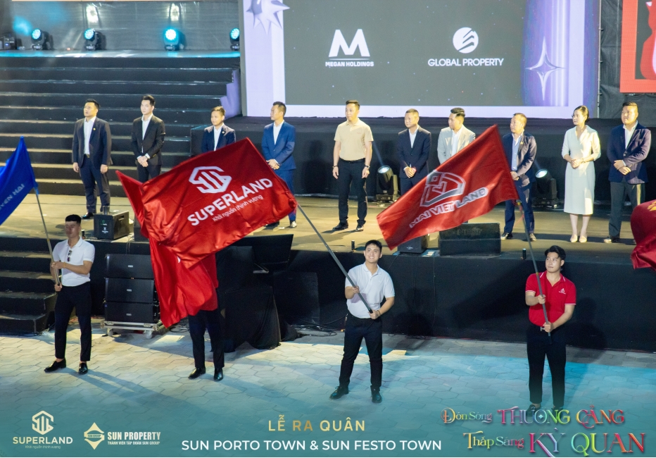  SUPERLAND BÙNG NỔ TẠI LỄ RA QUÂN SUN PORTO TOWN & SUN FESTO TOWN 