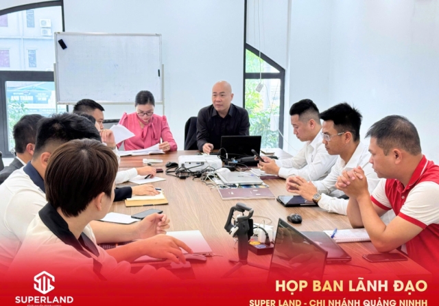 HỌP MẶT BAN LÃNH ĐẠO – ĐỊNH HƯỚNG BỨT PHÁ CUỐI NĂM 